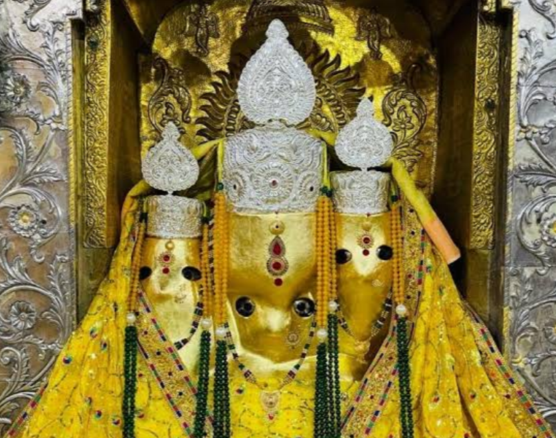 Baglamukhi